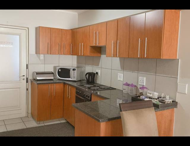 2 BEDROOM PROPERTY TO RENT IN UMHLANGA RIDGE